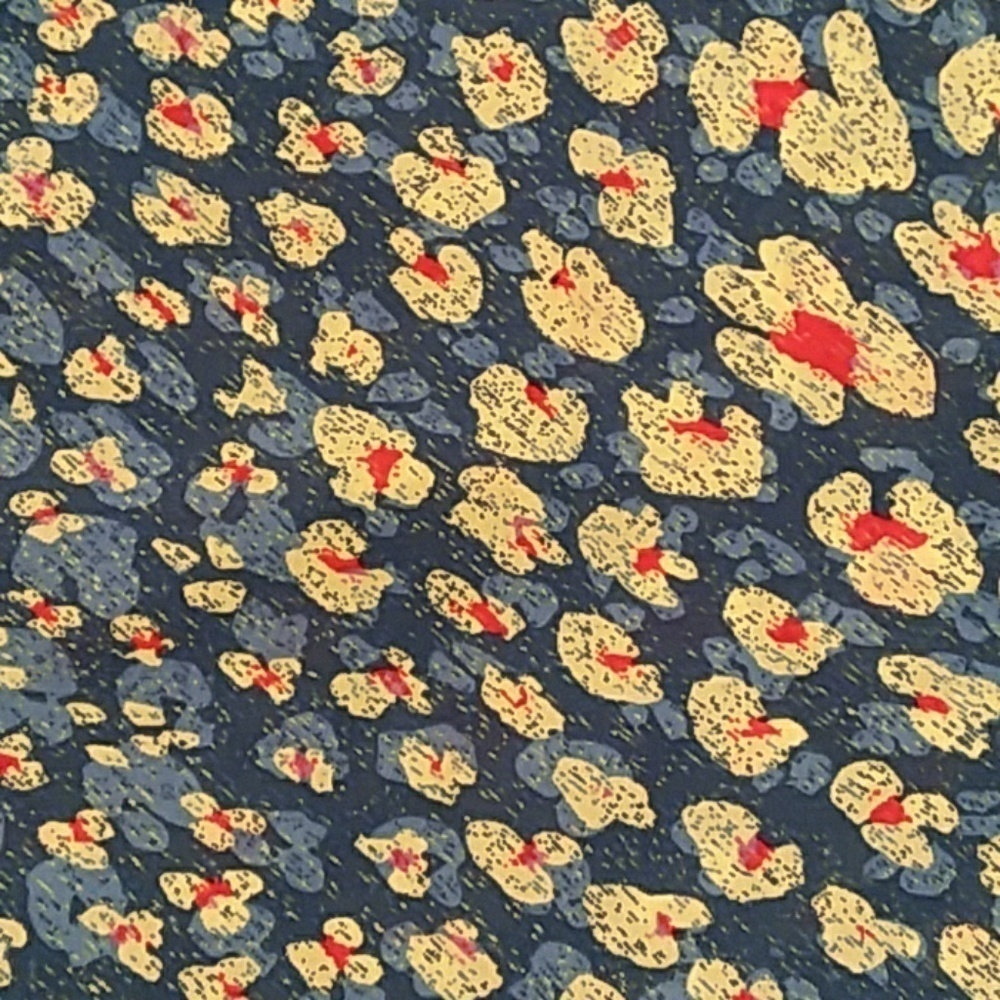 Cabi 299 extra small button back blouse floral - Picture 3 of 8